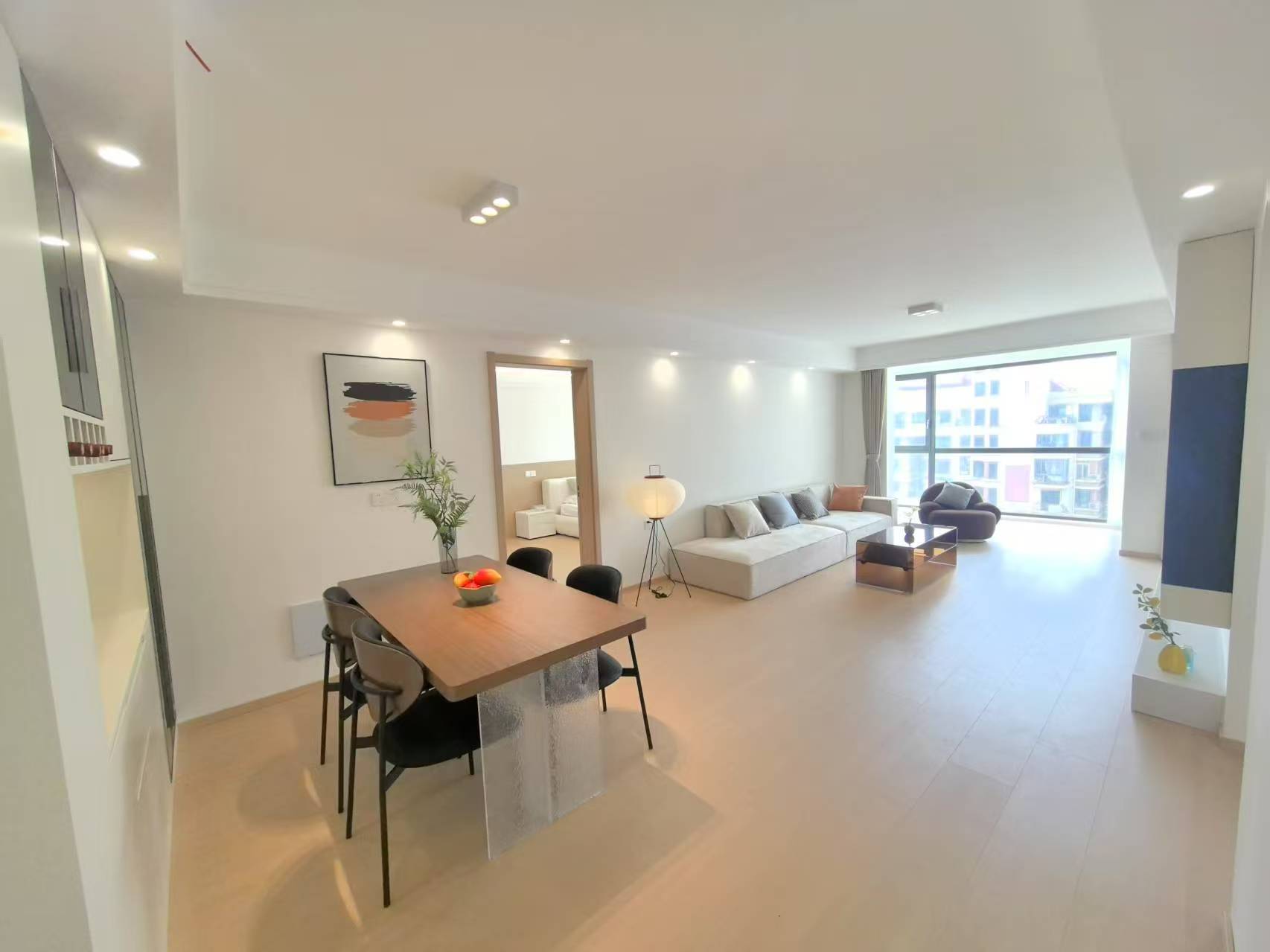 2br，21k，loushanguan rd（line2/15）