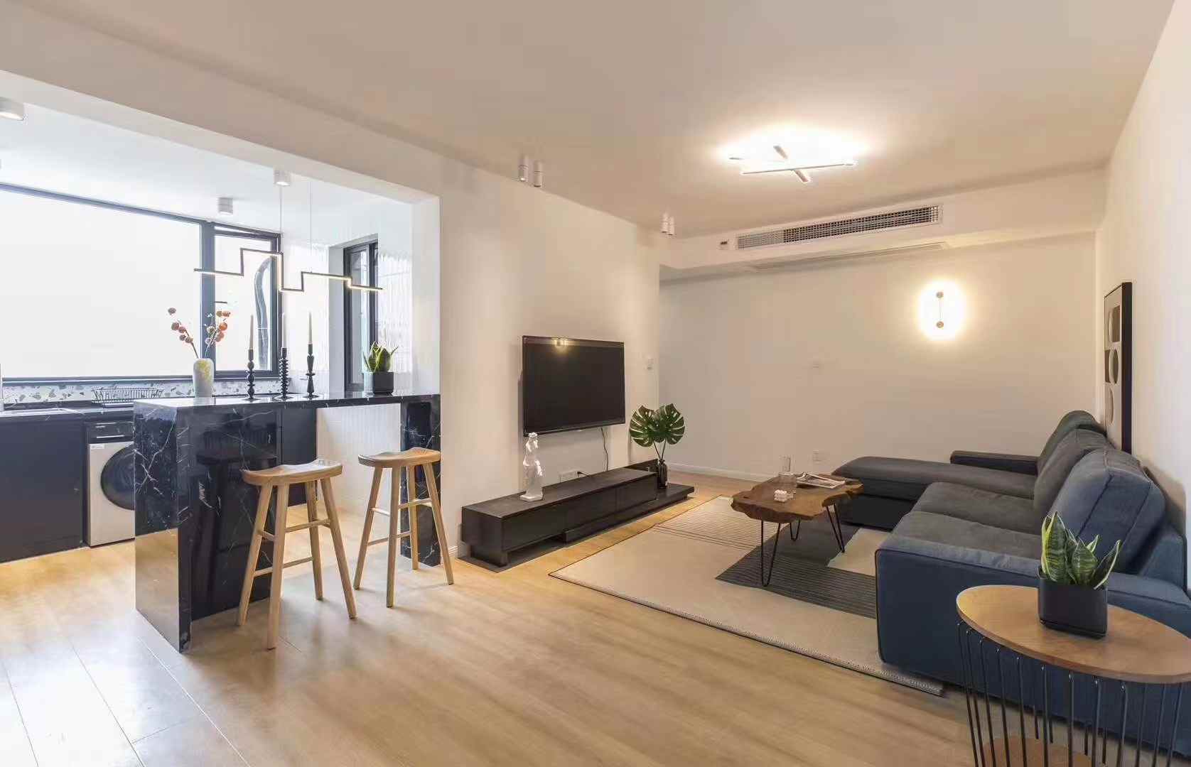 2br，18k，jiangsu rd（line2/11）