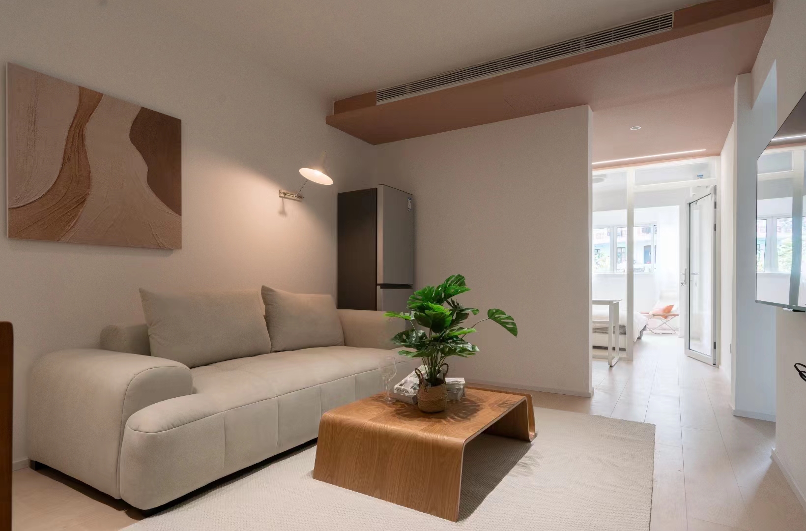 1br，11k，west nanjing rd（line2/12/13）