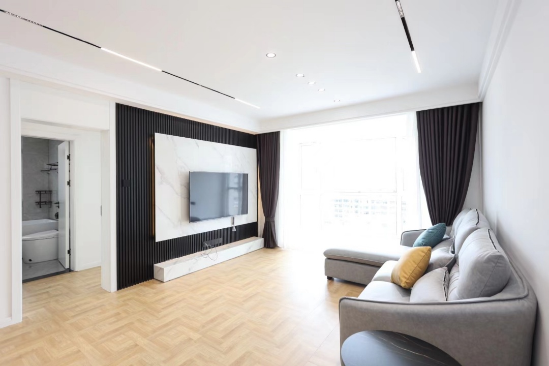 2br 2ba，18k，jiaotong university（line10/11）