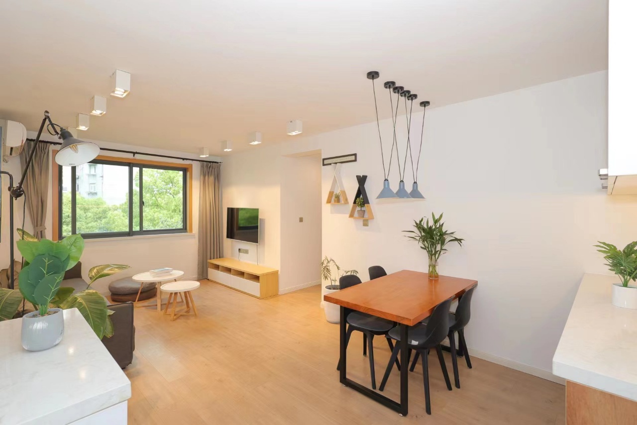 2br 2ba，14.5k，jiangsu rd（line2/11）