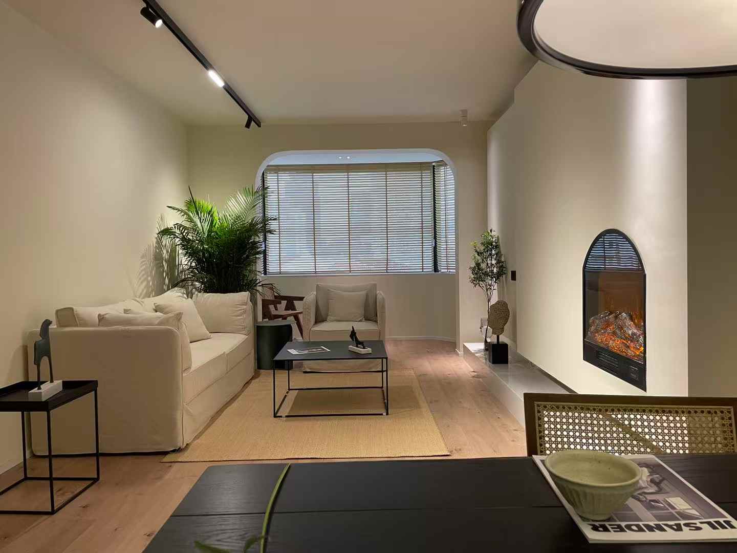 1br，16k，jing’an temple（line2/7）