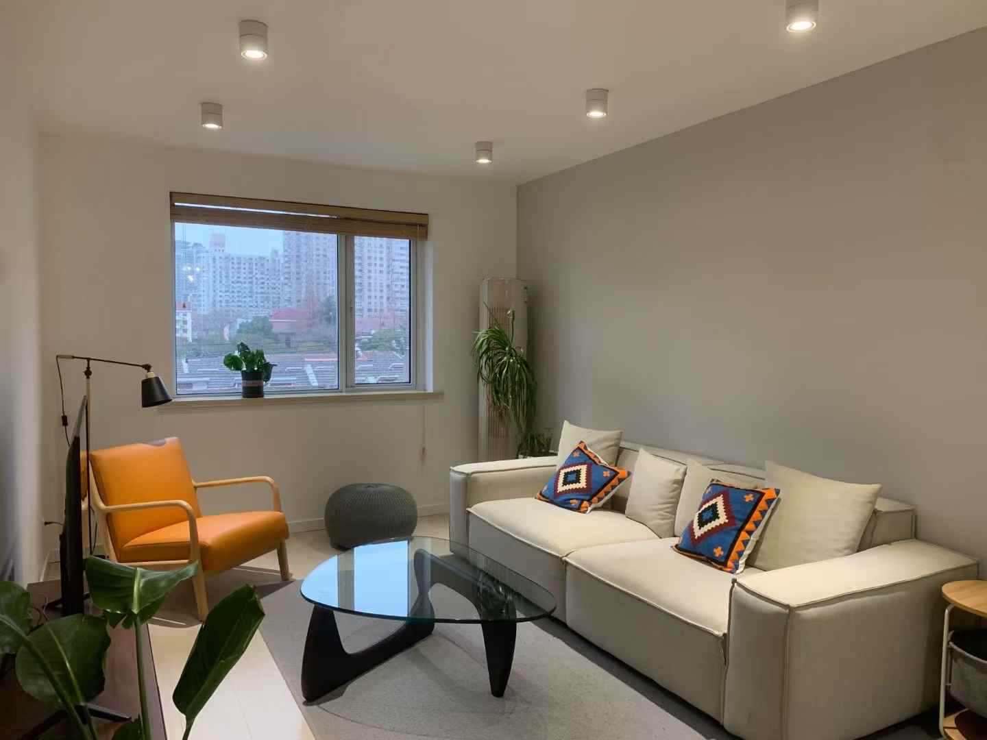 2br，13.5k，changping rd（line7）