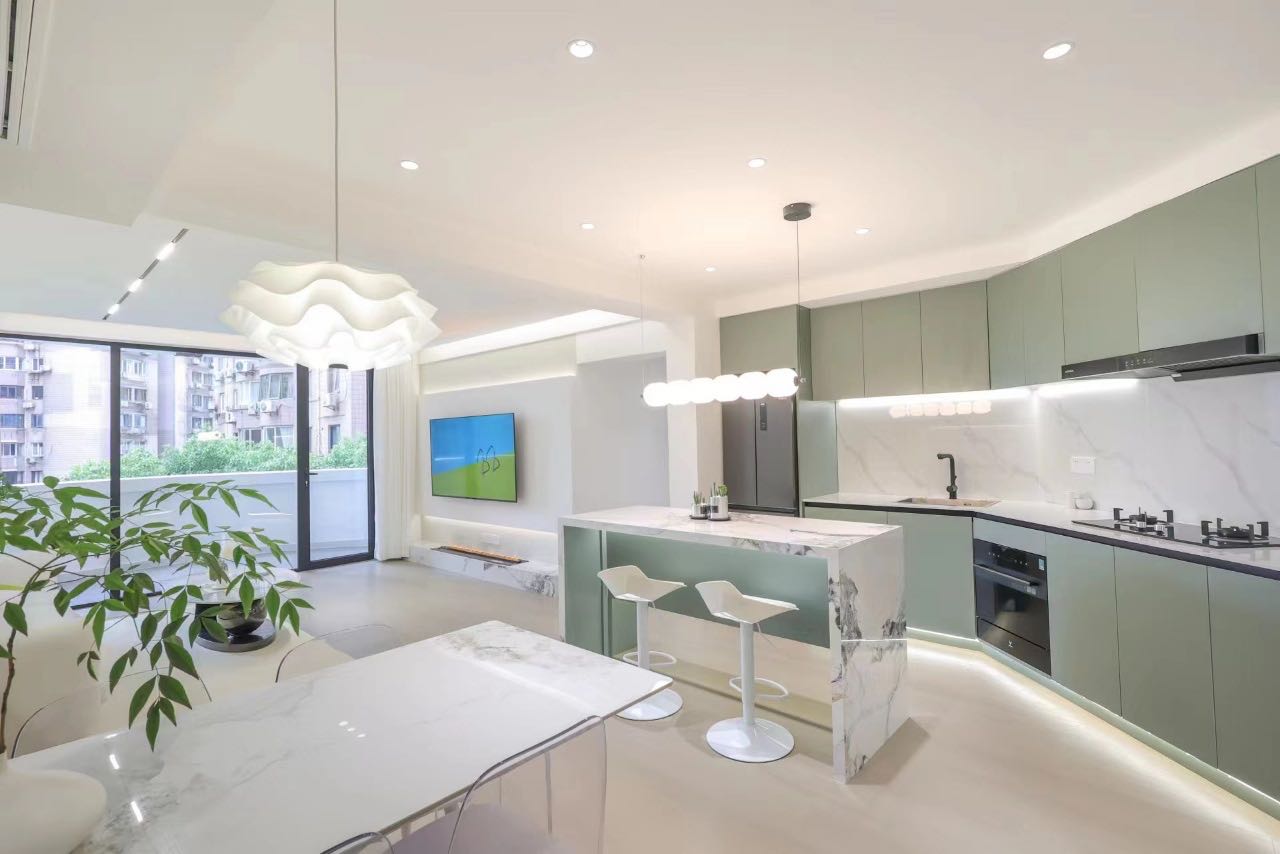3br 2ba，25k，jing’an temple（line2/7）