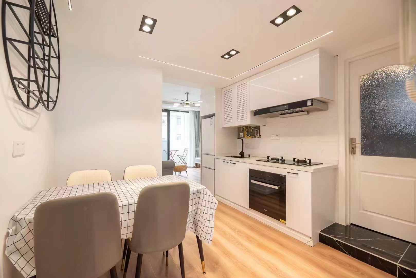 1br，7.5k，yishan rd（line3/4/9）