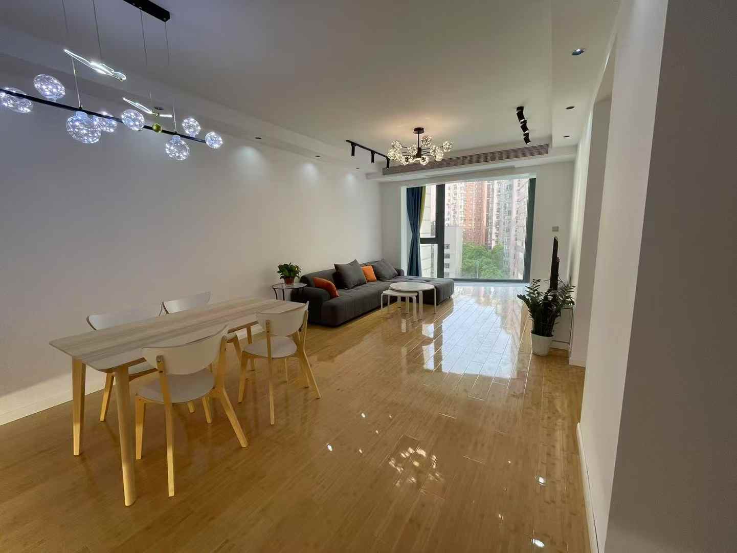 1br，15.5k，xujiahui（line1/9/11）