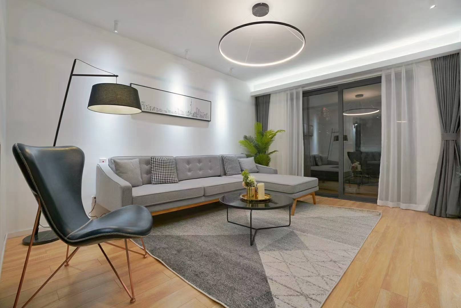 2br 2ba，18.8k，west nanjing rd（line2/12/13）