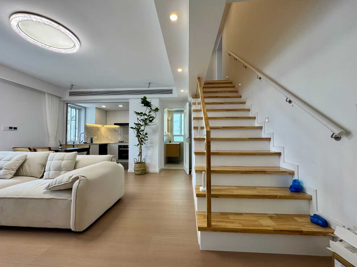 3br 3ba，27k，jiashan rd（line9/12）