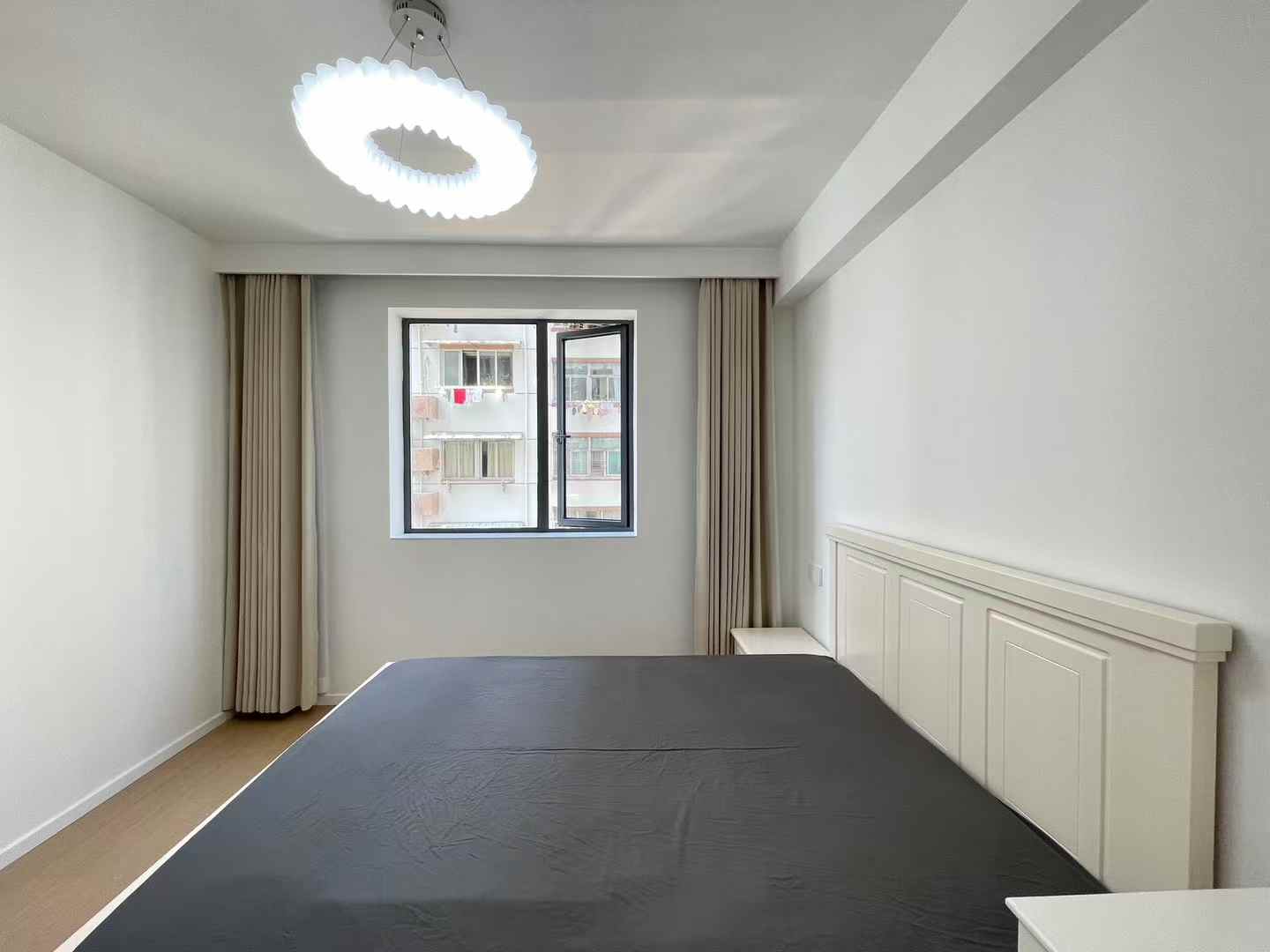 2br，11k，jing’an temple（line2/7）