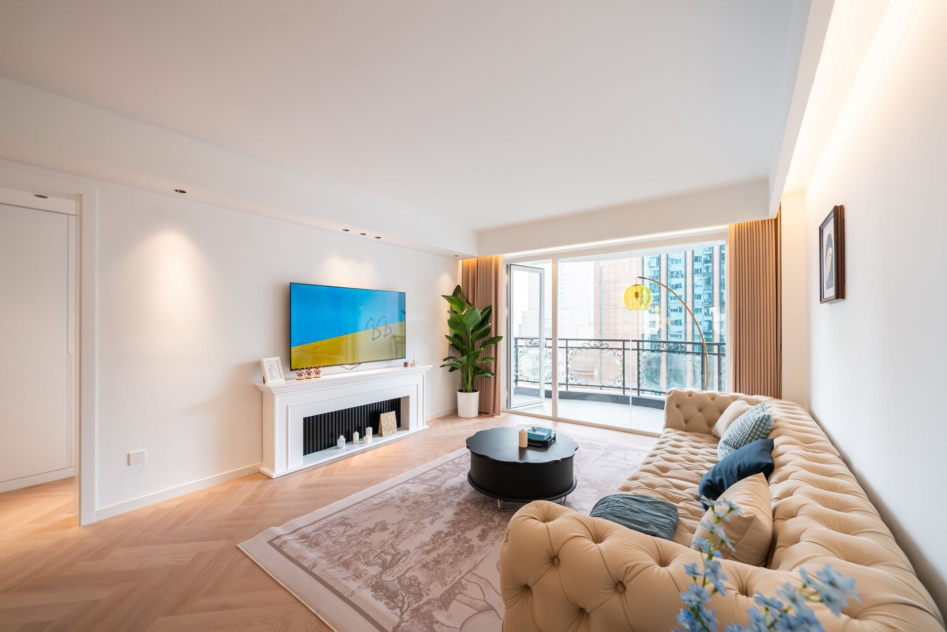 3br 2ba，28k，people‘s square（line1/2/8）