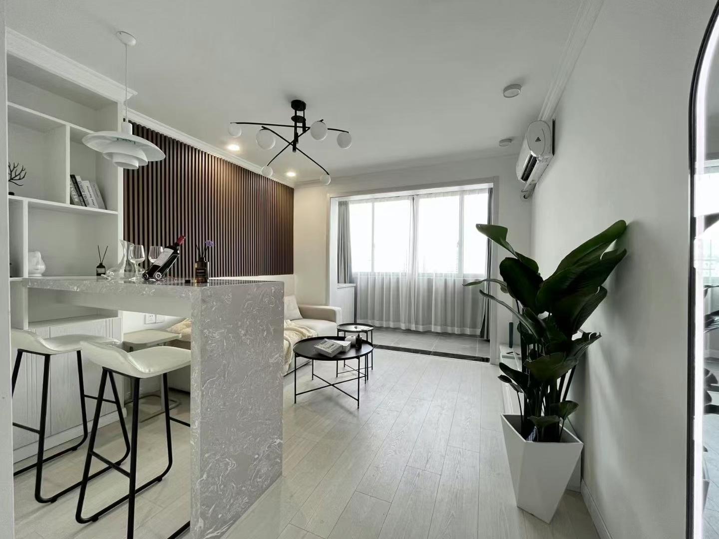 1br，9.5k，jiangsu rd（line2/11）