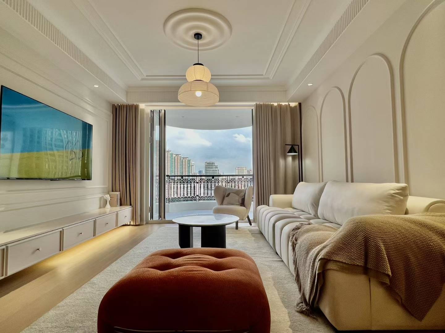 2br 2ba，23k，west nanjing rd（line2/12/13）