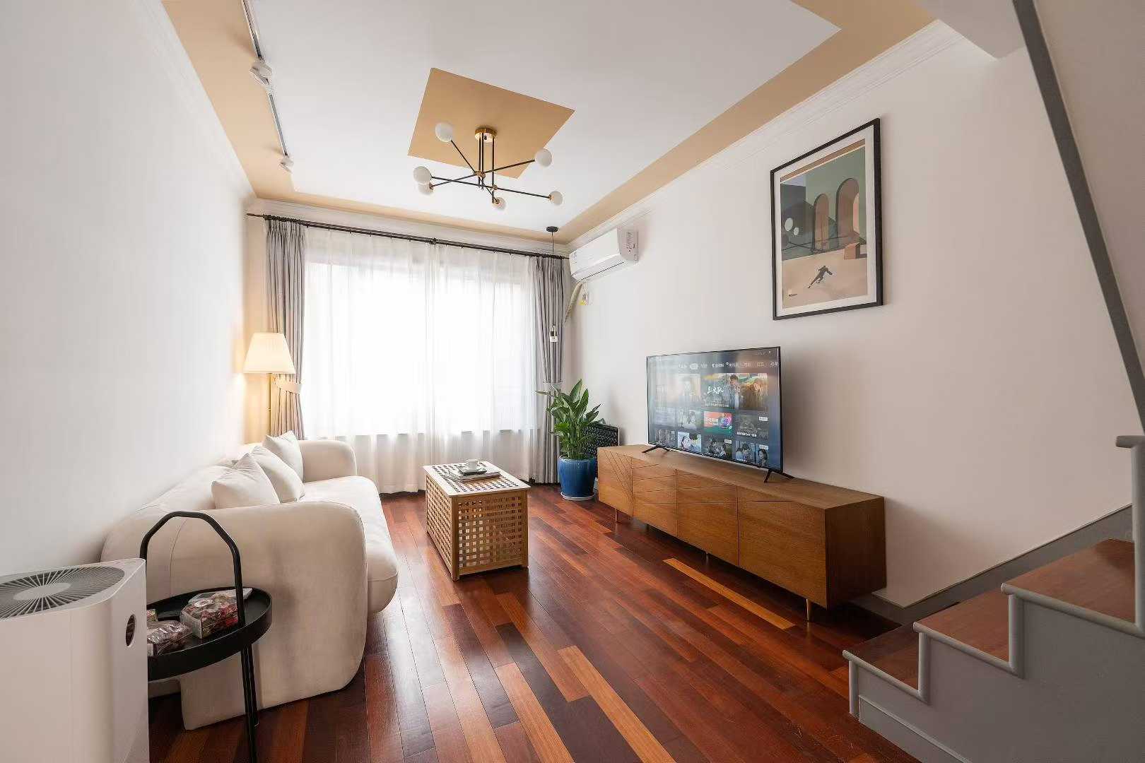 1br，*12.5k，west nanjing rd（line2/12/13）