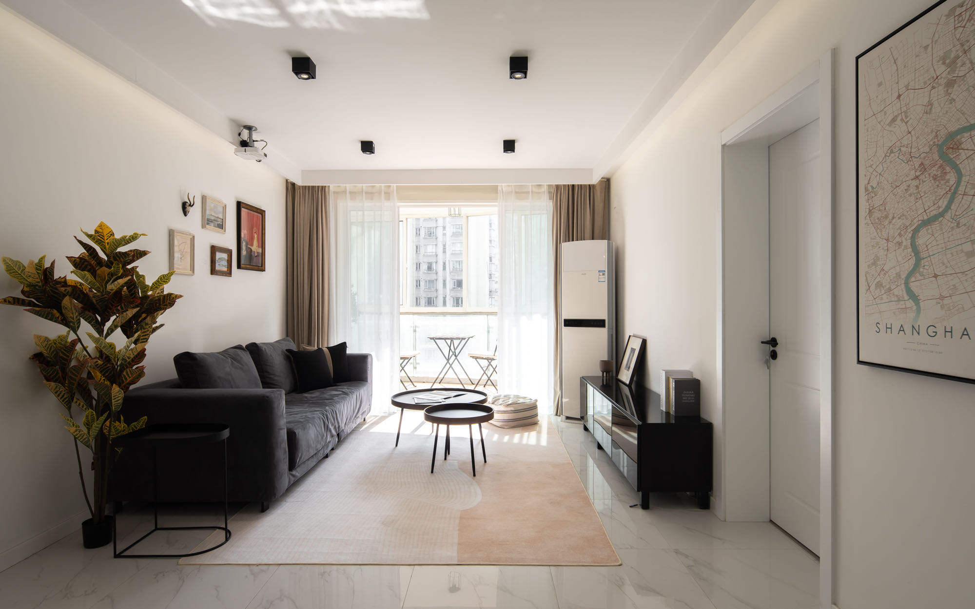 2br，21k，west nanjing rd（line2/12/13）