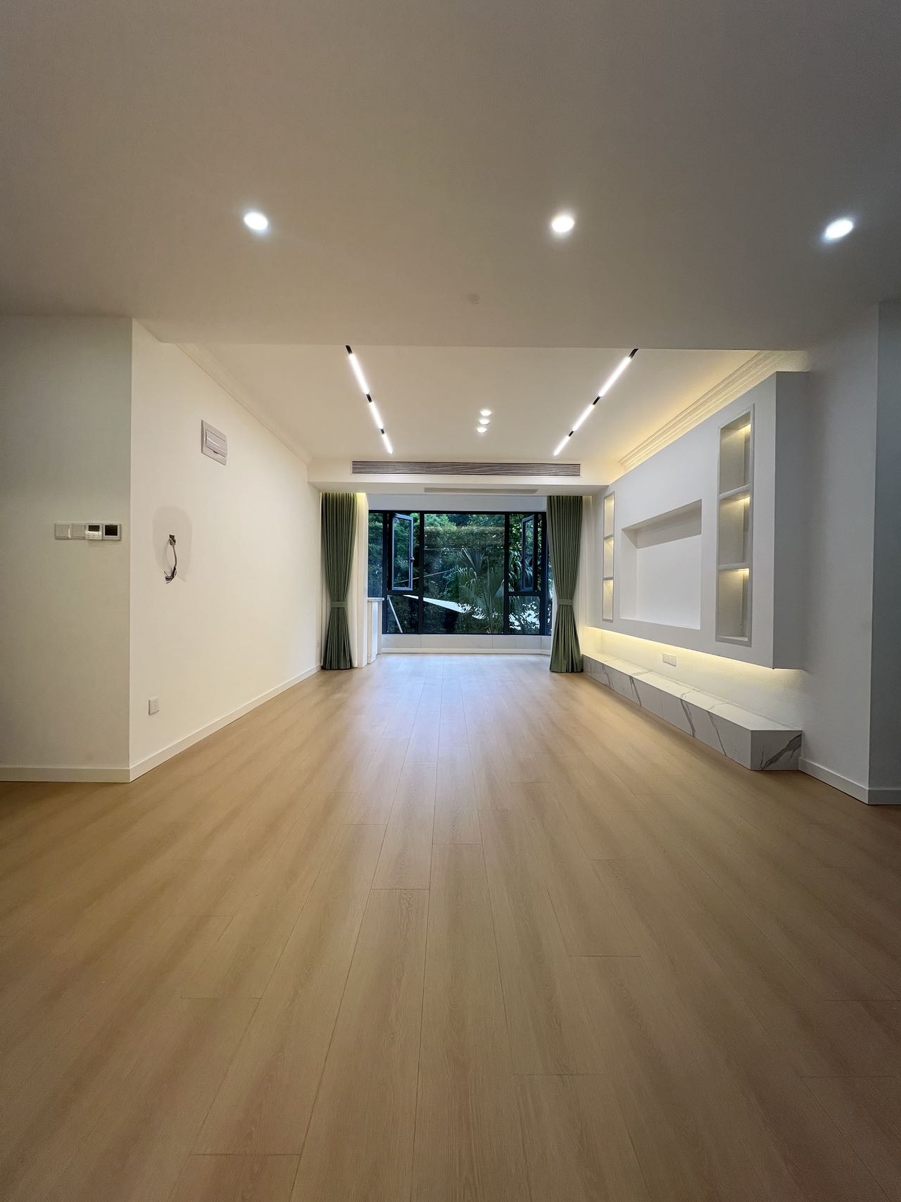 2br 2ba，18.8k，wuning rd（line13/14）
