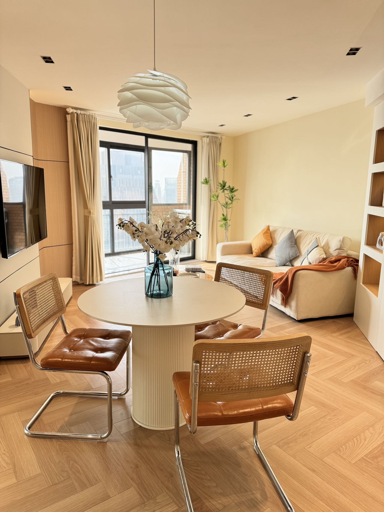 2br，*19k，wuding rd（line14）