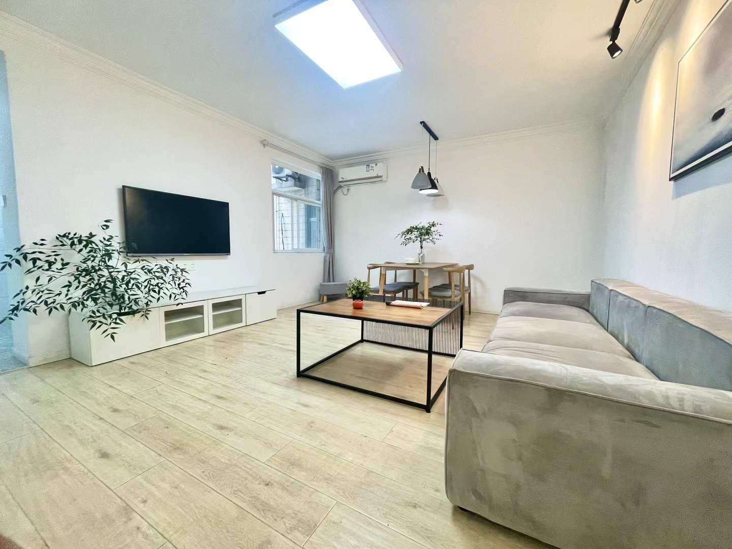 2br，*12.8k，zhongshan park（line2/3/4)