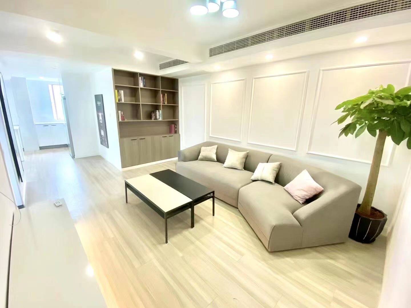 1br，13.5k，shanghai stadium（line4）