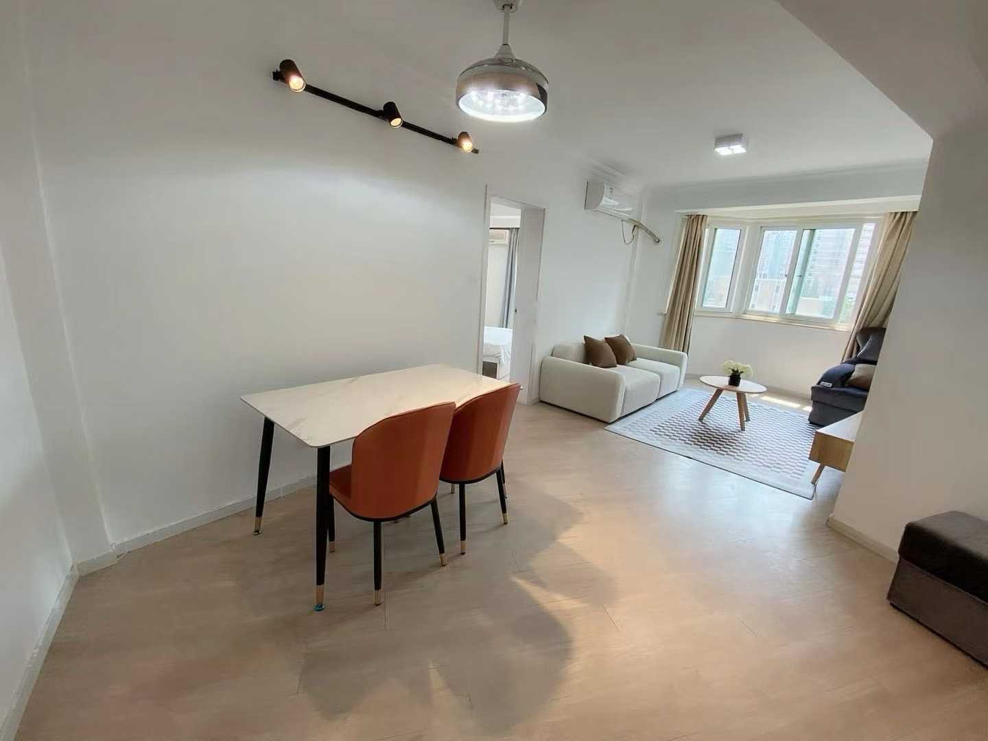 2br 2ba，13.5k，zhongshan park（line2/3/4)