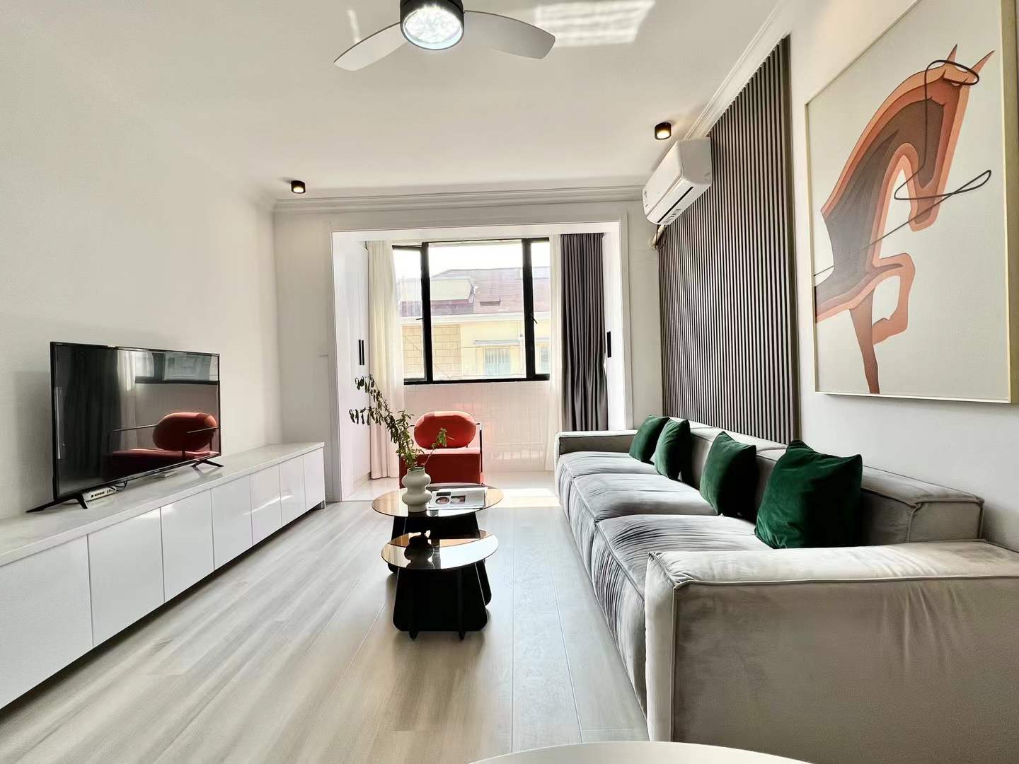 1br，8.8k，hongqiao rd（line3/4/10）