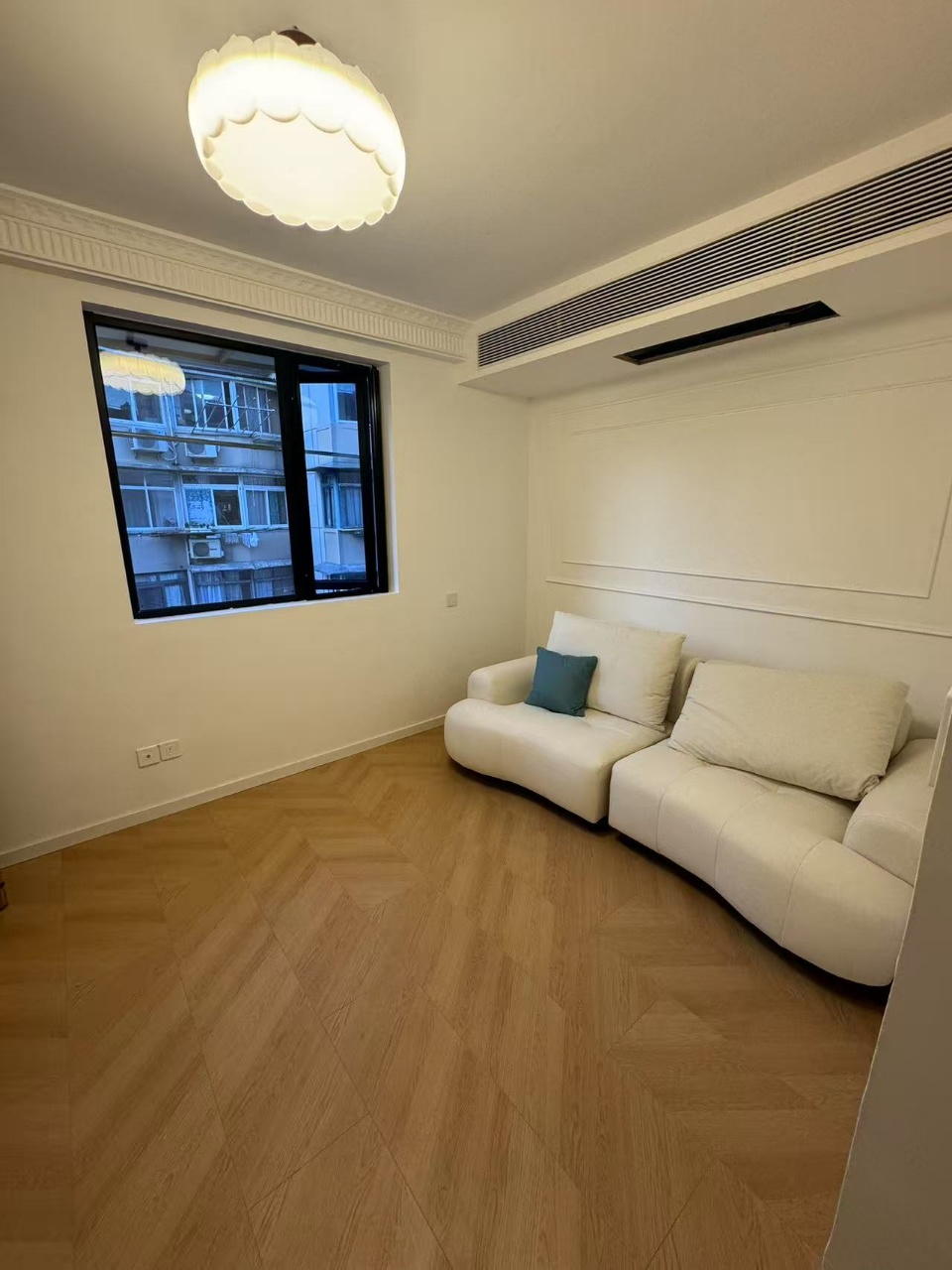 1br，9k，jiangsu rd（line2/11）