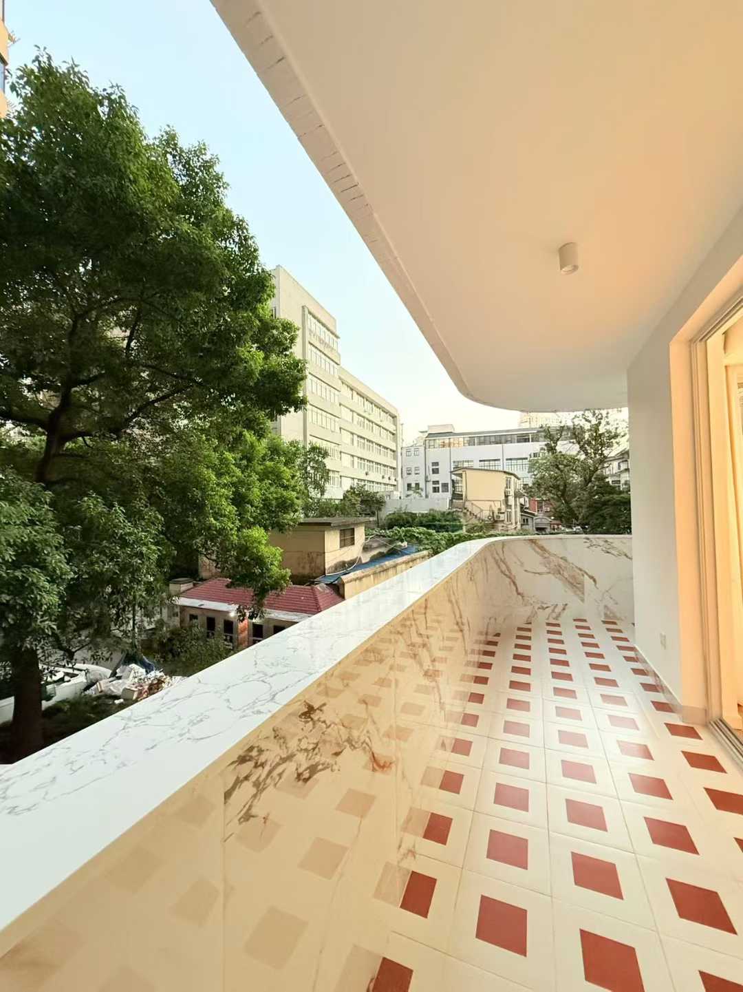 1+1br，18k，west nanjing rd（line2/12/13）