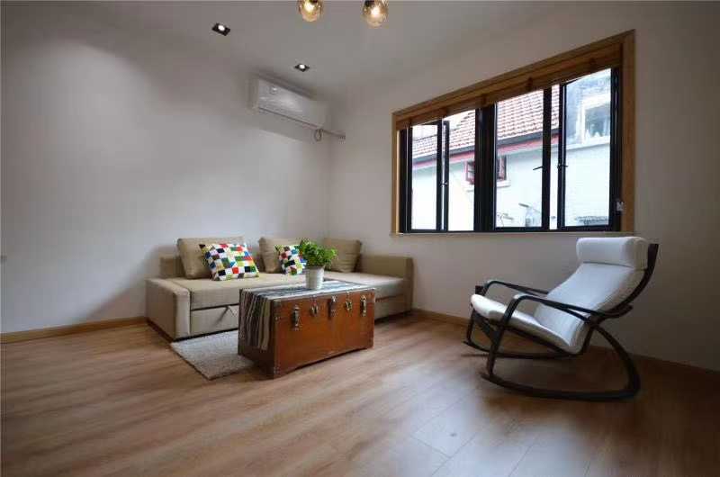 1br，11k，hengshan rd（line1）