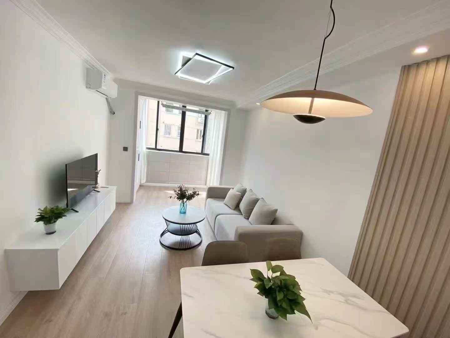 1br，8.5k，zhongshan park（line2/3/4)