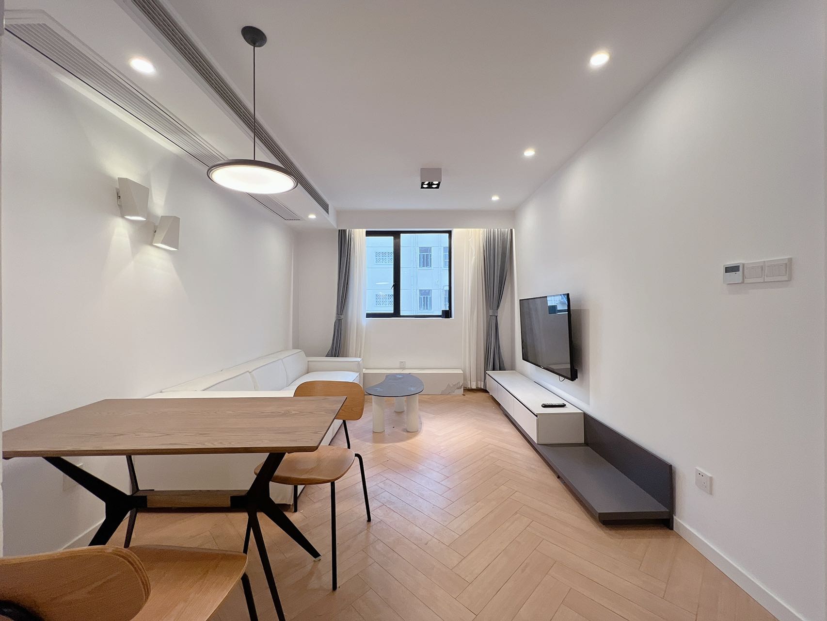 1br，9.5k，jiangsu rd（line2/11）